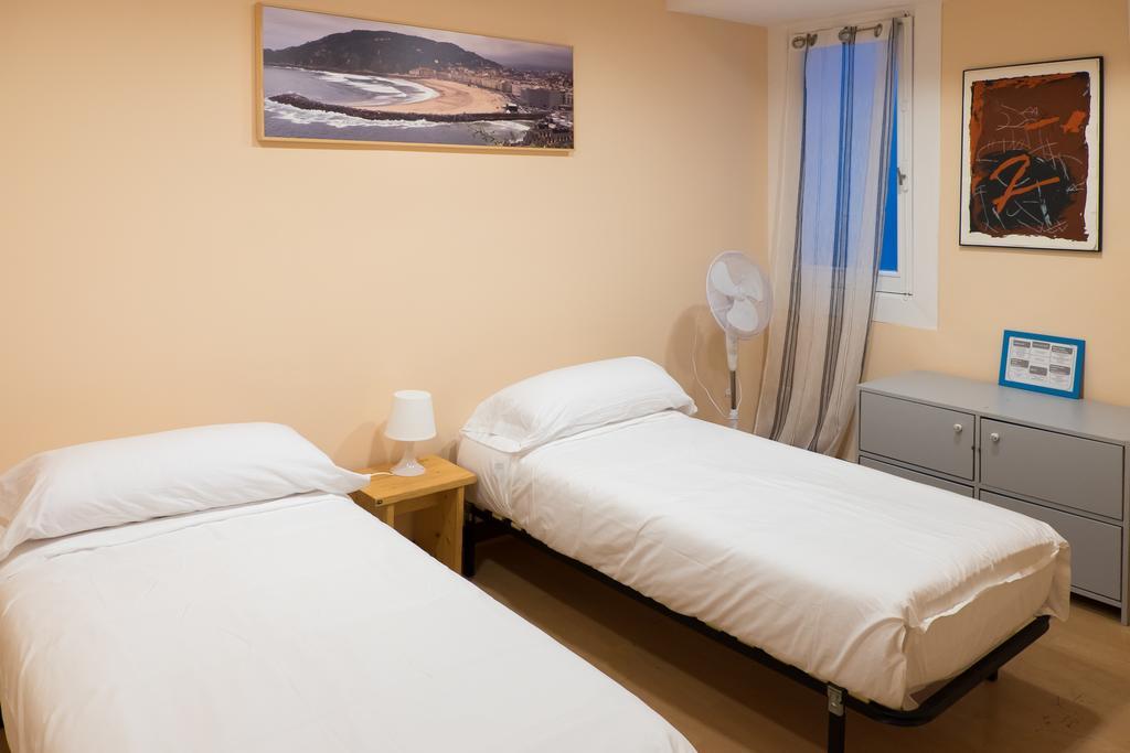 Urban House Hotel San Sebastian Bagian luar foto