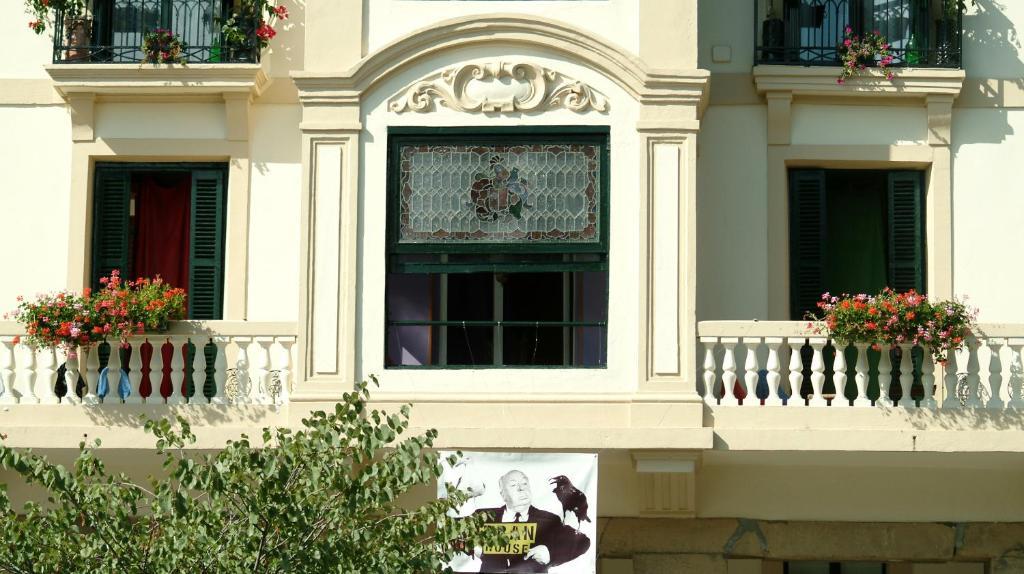 Urban House Hotel San Sebastian Bagian luar foto